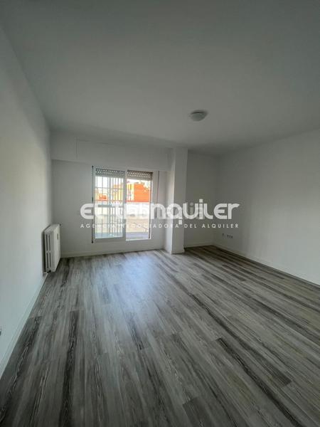 Foto a3cb45fb-ae42-40dd-8d24-be8b6ce09de3. Affitto attico in Arapiles Madrid