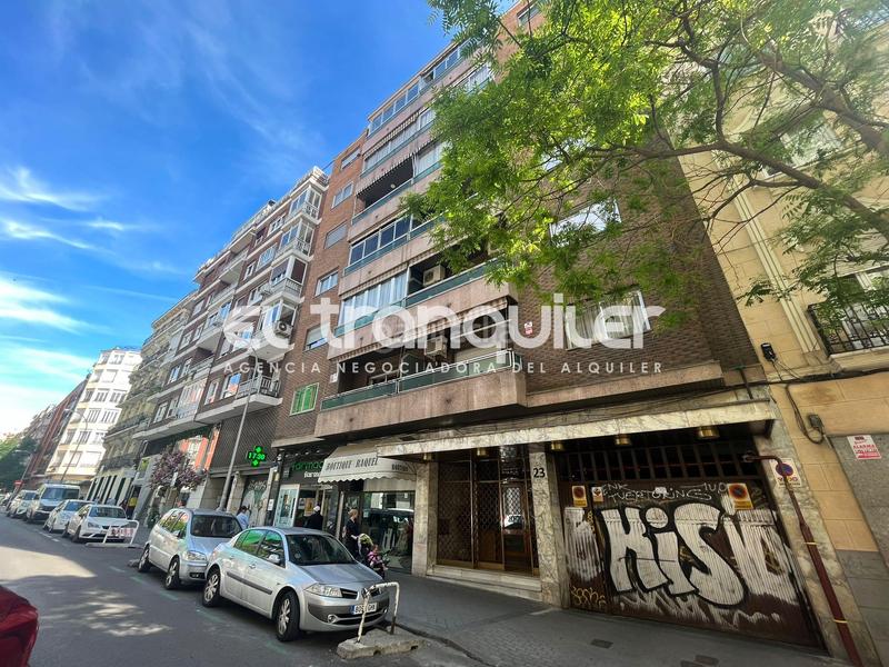 Foto 8ba713a0-6d0a-4ac1-8bae-d99bdaf37cde. Alquiler ático calle rodriguez san pedro, n 23, planta 7 en Madrid