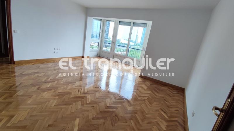 Foto ae4ddd89-3009-45fa-bb0d-b296c1c18fc9. Miete etagenwohnung in Castilla Madrid