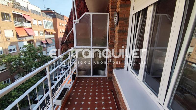 Foto 2a8ea5dd-f297-4d18-a7a9-8bf670cf2308. Alquiler piso calle pensamiento, n 23, planta 5, puerta i en Madrid