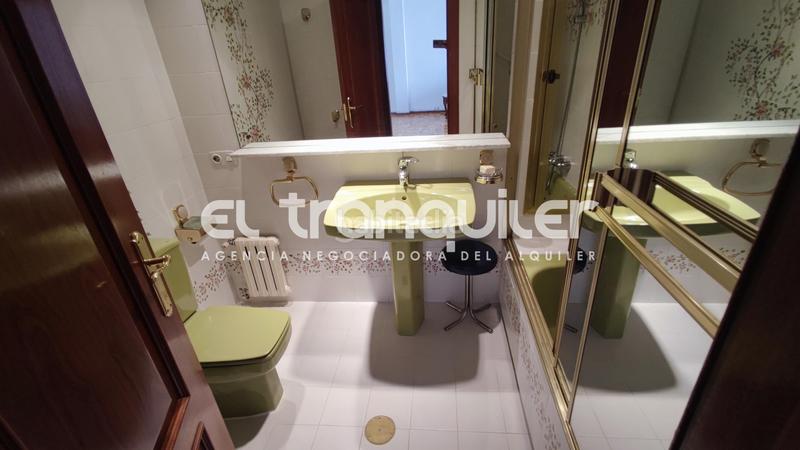Foto ab336bdc-149c-4657-b6e7-65743b7fe8a1. Alquiler piso calle pensamiento, n 23, planta 5, puerta i en Madrid