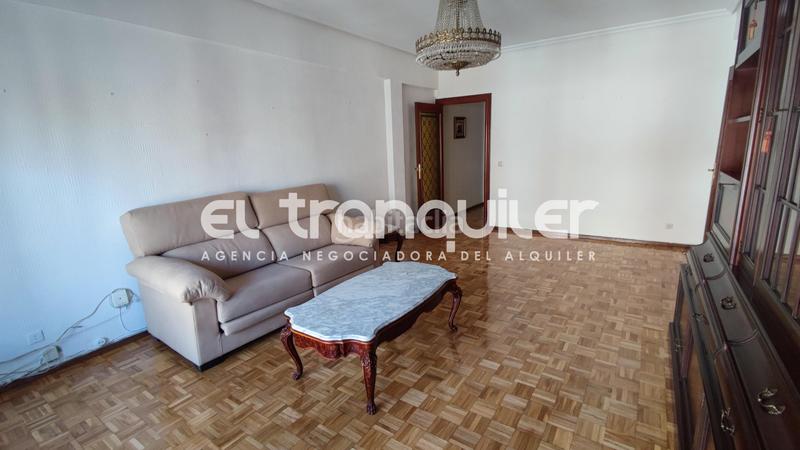 Foto 96cec519-7255-4f7f-9f25-ac950c0d02b8. Rent flat with parking in Castillejos-Cuzco Madrid