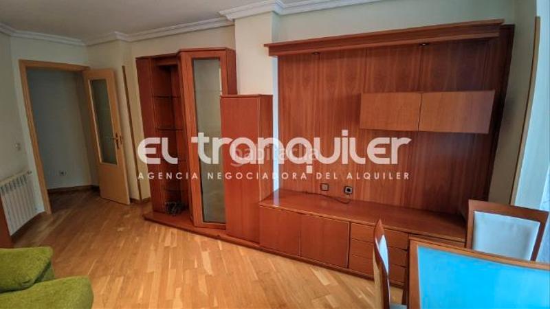 Foto d52ea9d9-8822-43a8-bac1-47772d750bbc. Piso calle dodge, n 1, por.esc. k, planta 4, puerta b en Madrid