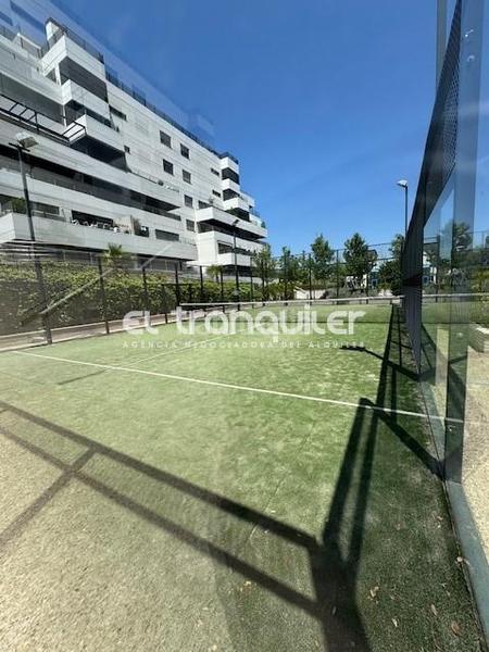 Foto b1016ccf-0b4b-4451-ad09-27a810e7bf07. Location attique avec parking piscine dans Valdebebas - Valdefuentes Madrid