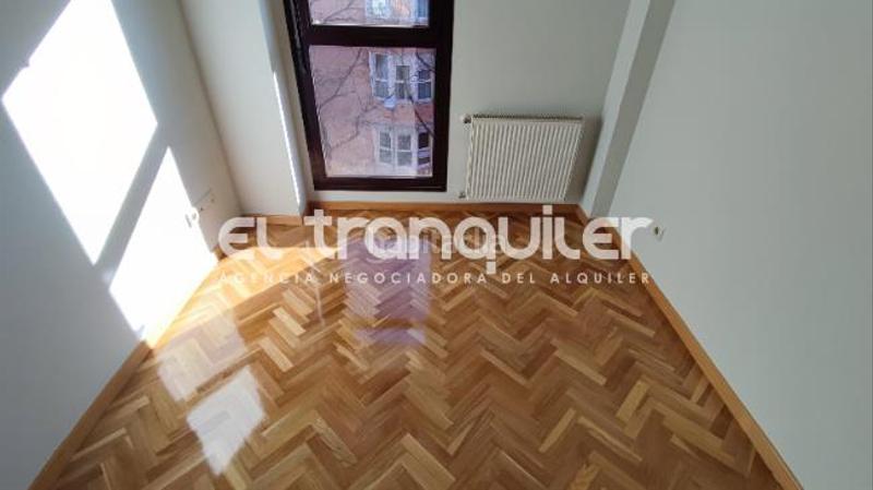 Foto 16bd80b4-6a5d-4a79-a28d-68b0c8acccaf. Affitto appartamento con parcheggio piscina in Adelfas Madrid