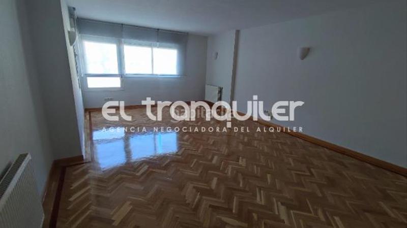 Foto 1af88f11-56c0-4bac-8e5a-4ef88da12a62. Affitto appartamento con parcheggio piscina in Adelfas Madrid