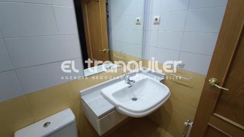 Foto 8c4762c8-4d9d-481f-96c2-9702f7858be3. Affitto appartamento con parcheggio piscina in Adelfas Madrid