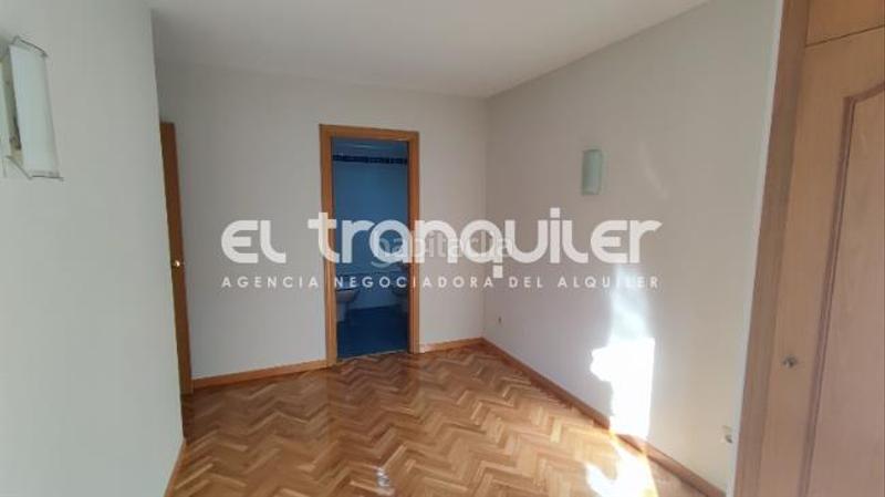 Foto e7c6cede-dc82-42dd-88b8-44a7fd21f72b. Affitto appartamento con parcheggio piscina in Adelfas Madrid