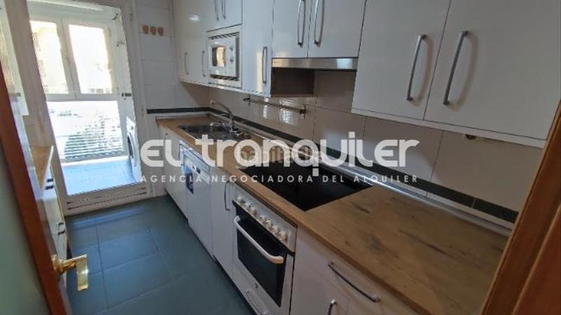 Foto aef5876d-bec3-4b76-96e5-b99503a5969f. Location appartement avec parking piscine dans Adelfas Madrid