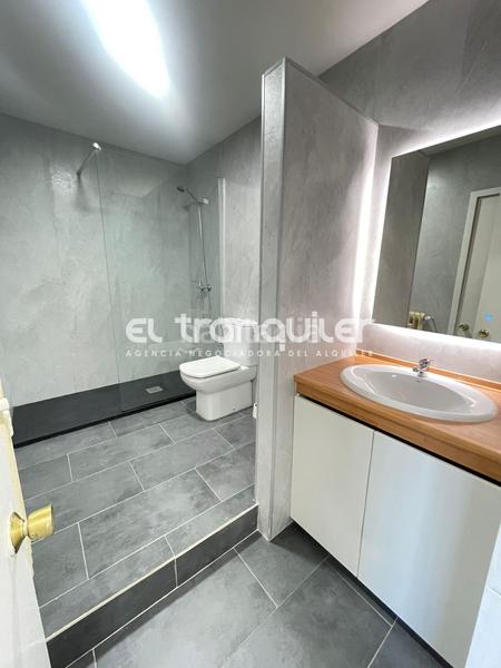 Foto c71e987a-55ba-4683-a187-fe41326d2b83. Rent flat with parking pool in Casco Antiguo Majadahonda