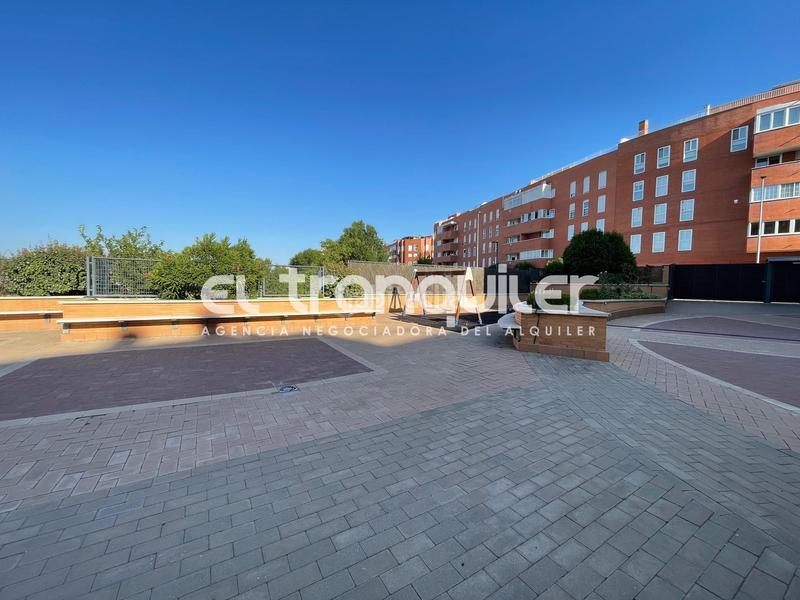 Foto 70546491-1de7-4e8a-b314-37b6b3caa3f4. Location appartement avec parking piscine dans Perlita Arganda del Rey
