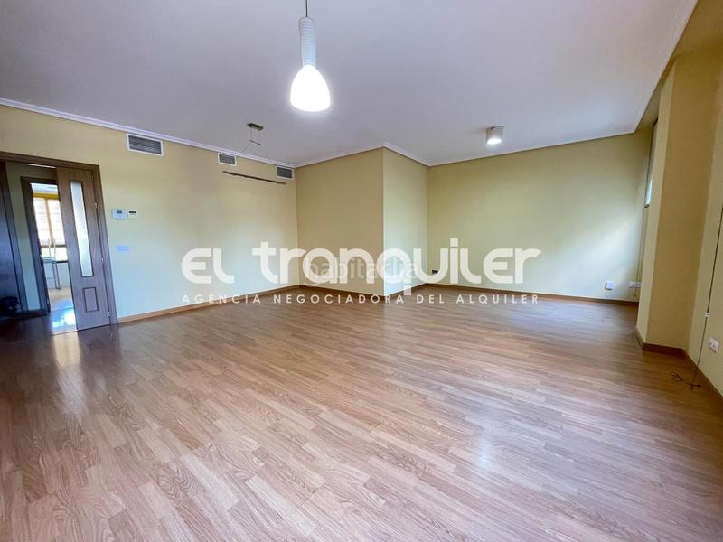 Foto e63cc398-2d18-4635-8f16-00f278a0ef37. Location appartement avec parking piscine dans Perlita Arganda del Rey