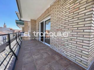 Etagenwohnung in Calle Leonor de Cortinas