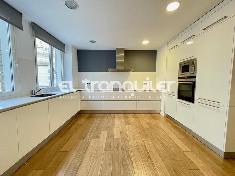 Foto 6591b991-d644-4328-8e72-a0874f2935bb. Affitto appartamento con parcheggio in Hispanoamérica-Bernabéu Madrid