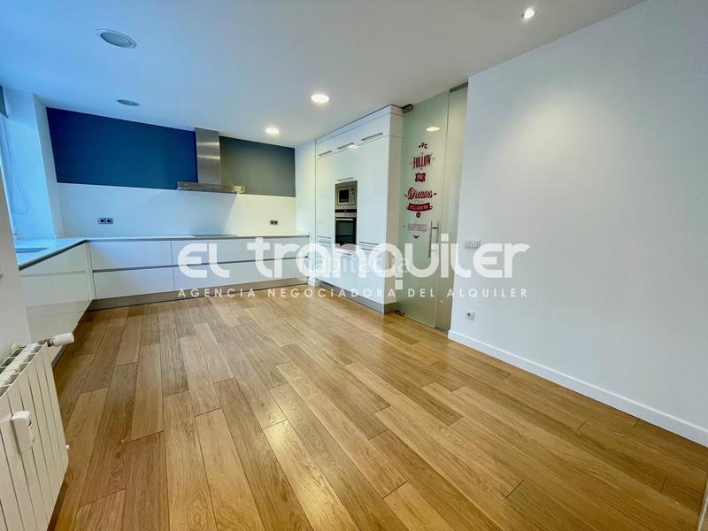 Foto b57eb274-5483-4f63-a7b4-e0bfbd93072c. Affitto appartamento con parcheggio in Hispanoamérica-Bernabéu Madrid