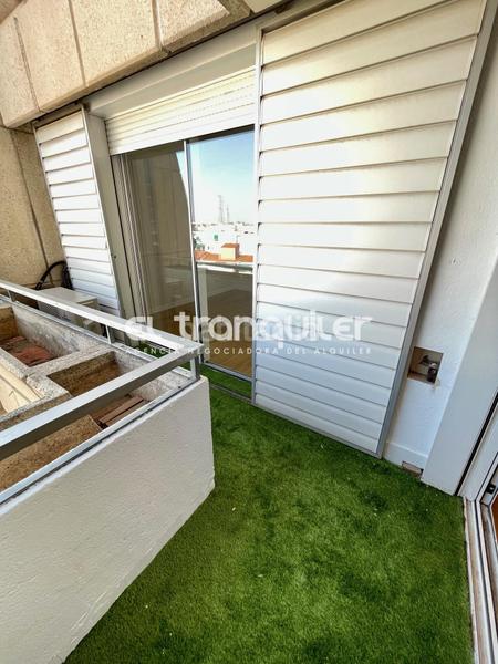 Foto f1a22201-d7d4-4c3e-9703-c892c452d622. Alquiler piso calle bolivia, n 5, planta 9, puerta d en Madrid