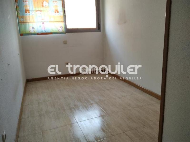 Foto 7baaebaa-684d-40c4-8f6a-4c1250055467. Alquiler piso calle violeta, n 15, planta 2, puerta c en Móstoles