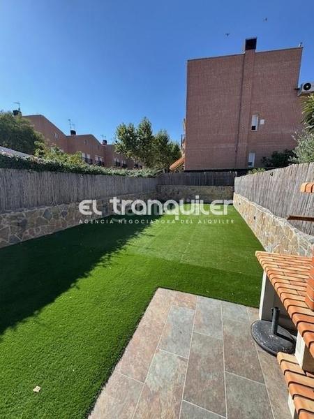 Foto 31acc9d8-1502-432c-b7f9-3b3961f4ca3b. Alquiler casa adosada avenida conde de coruña, n 133, bajo en Daganzo de Arriba