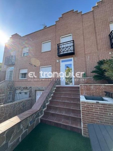 Foto ed534219-cbea-4b4a-bb94-a9f423b8b056. Alquiler casa adosada avenida conde de coruña, n 133, bajo en Daganzo de Arriba