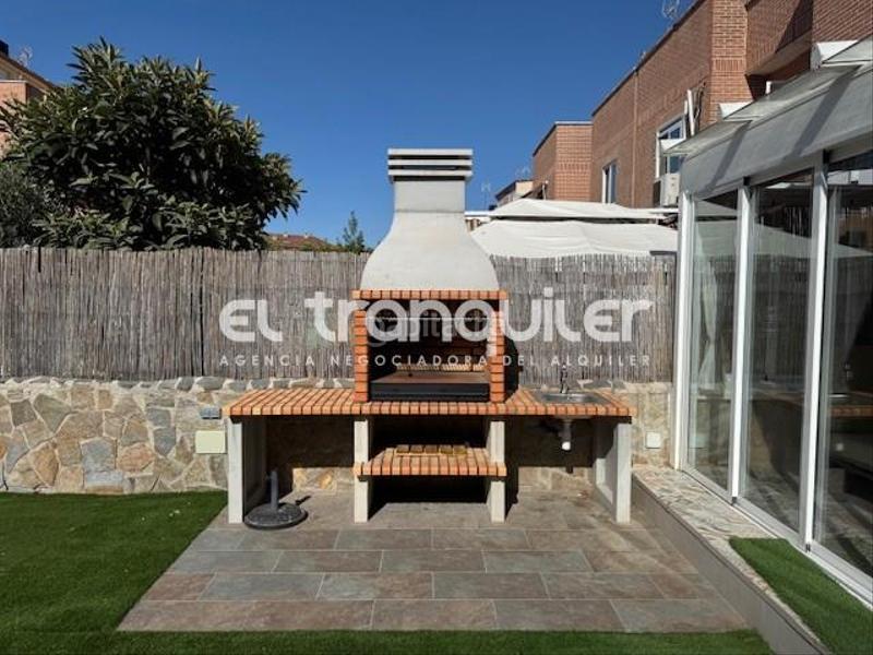 Foto ffa176c0-fa63-4528-8048-1ec6414c8780. Alquiler casa adosada avenida conde de coruña, n 133, bajo en Daganzo de Arriba