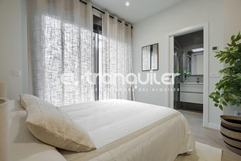 Foto ebfaea9a-e516-4d1c-99e7-b615a54be281. Alquiler estudio paseo ginebra, n 26, por.esc. 2, bajo, puerta 5 en Madrid