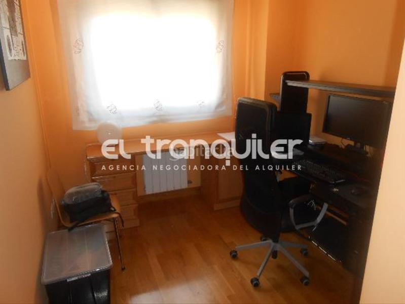 Foto 72e21105-eeaf-4ac9-a14b-8d933fa4b69f. Location appartement avec parking piscine dans Simancas Madrid