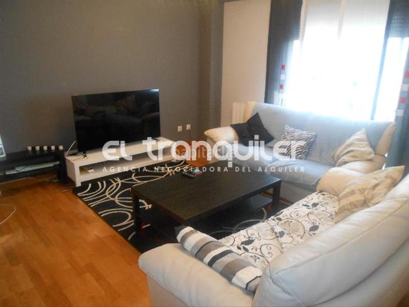 Foto 60853e42-6f84-40f7-b2c2-0e9320833f1a. Rent flat with parking pool in Simancas Madrid