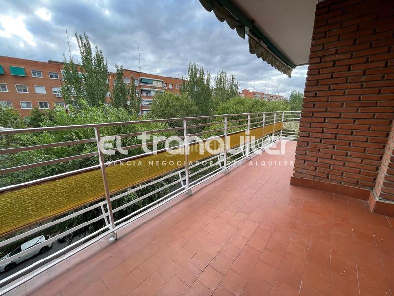 Foto 18a94be8-65bc-4db4-9ccb-f722bf10461f. Location appartement dans Villafontana - Estoril I Móstoles