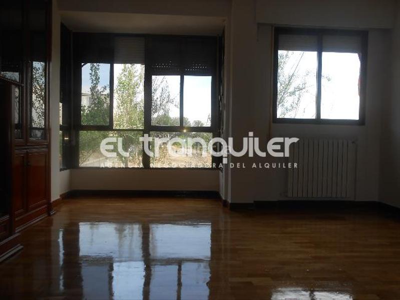 Foto 4c9381fb-8ee9-4f1a-bc1a-ecbfc6187444. Appartement dans Aluche Madrid