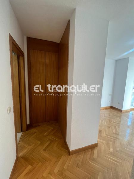 Foto 9d8649f8-c00c-42f0-b34a-8d2fe3c582e5. Lloguer pis amb aparcament piscina a Las Tablas Madrid