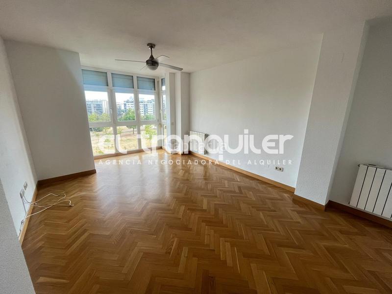 Foto 056372f7-43e0-48bc-add3-0521b7da668e. Miete etagenwohnung mit parking pool in Las Tablas Madrid