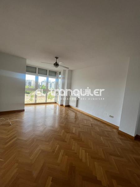 Foto d8e4b1ca-a0a6-43a1-a402-91e41e52a2fb. Miete etagenwohnung mit parking pool in Las Tablas Madrid