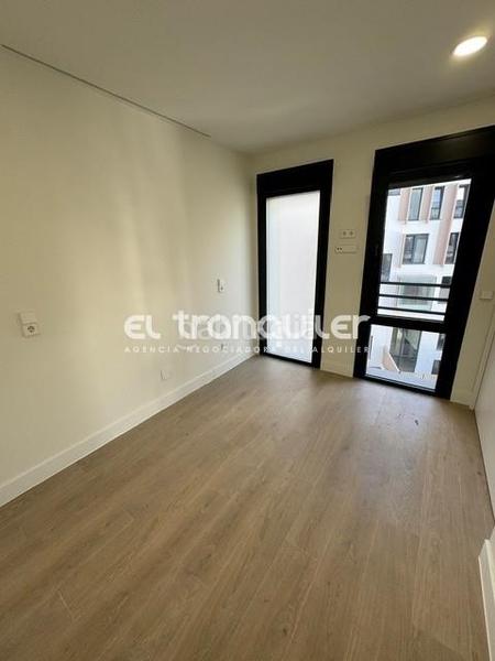 Foto 27841ddc-d69f-4bfd-8ff4-03d1c4289c69. Location appartement avec parking piscine dans Legazpi Madrid