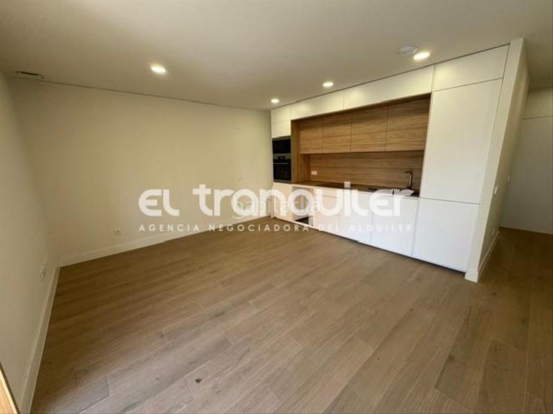 Foto 63926301-e65b-4a93-86cf-46371b1b3822. Location appartement avec parking piscine dans Legazpi Madrid