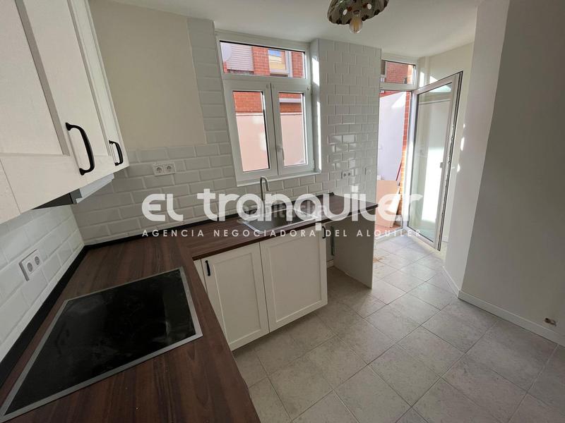 Foto 922972a9-e974-4854-9dda-e6e78420dcb4. Alquiler chalet pasaje sacedilla, n 3, bajo en Carretera del Plantío Majadahonda