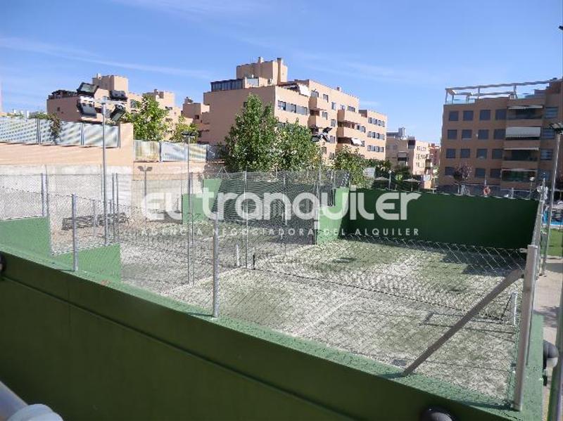 Foto 2a870822-b3e6-4e69-b23a-bd800834dbff. Pis amb aparcament piscina a Dehesa Vieja-Puente Cultural San Sebastián de los Reyes