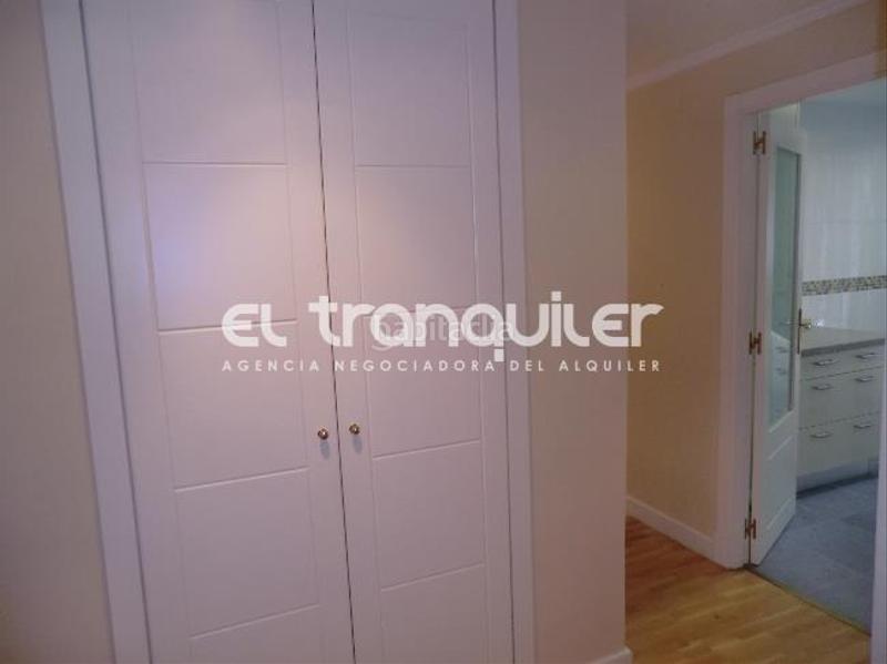 Foto 5e67feb2-ba76-46b6-953f-c2bd251332dd. Pis amb aparcament piscina a Dehesa Vieja-Puente Cultural San Sebastián de los Reyes