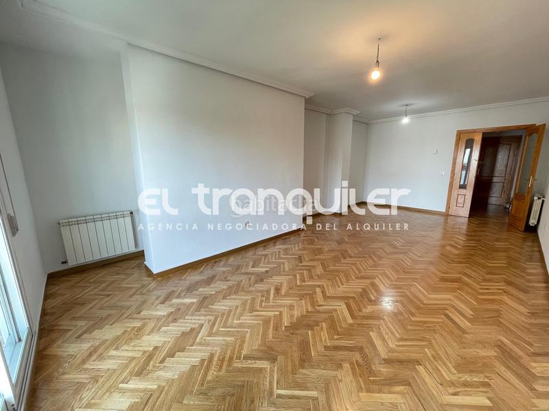 Foto 191578d2-6c5a-416d-ab30-9985fabf12d0. Alquiler piso calle rayo, planta 3, puerta e en La Alhóndiga Getafe