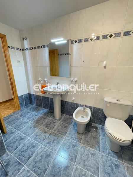 Foto cc05d2ad-703b-44ef-af93-08d670c9f7ce. Location appartement avec parking dans La Alhóndiga Getafe