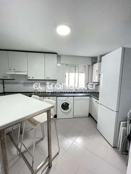 Foto 50ed01b8-caf6-4a12-bc0d-3b1c09ffd639. Rent flat with parking in La Alhóndiga Getafe