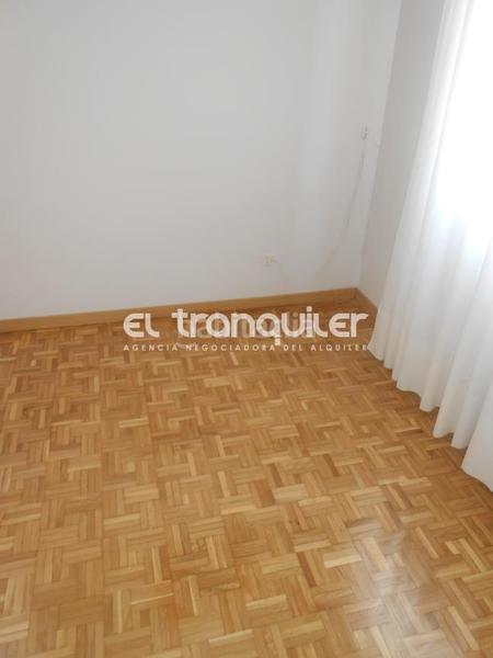 Foto 3ecb30eb-e960-433f-a3ea-5b7a793b2df9. Rent penthouse in Salvador Madrid