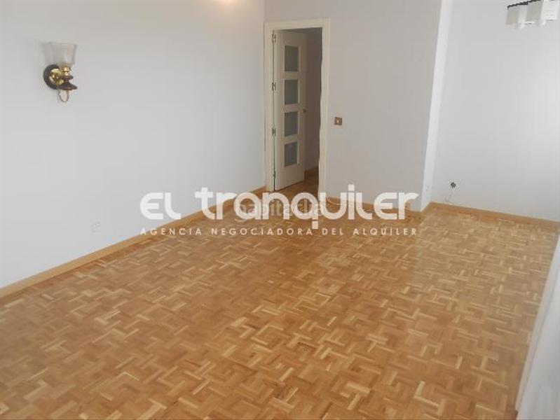 Foto 4897a549-7350-4ed4-b95c-076c13e20a01. Rent penthouse in Salvador Madrid