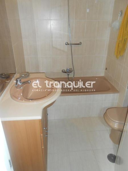 Foto 74f911c6-e04d-42b3-8abc-5d9d17cb16f6. Rent penthouse in Salvador Madrid