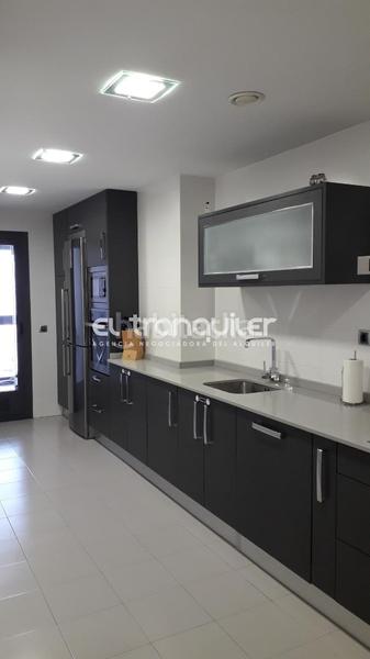 Foto 26227df1-1fd9-400b-9f8d-960dcaafc941. Rent flat with parking pool in Sur - PAU 4 Móstoles