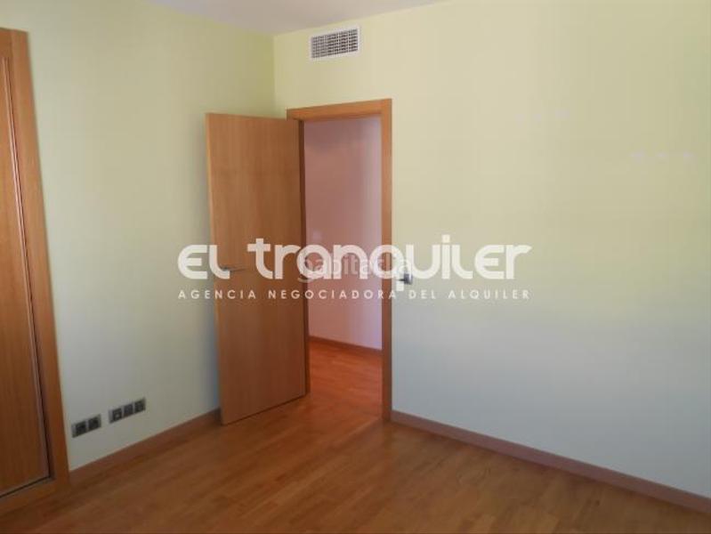 Foto 293e68be-fbe4-4782-9d2b-643346fa416f. Rent flat with parking pool in Sur - PAU 4 Móstoles