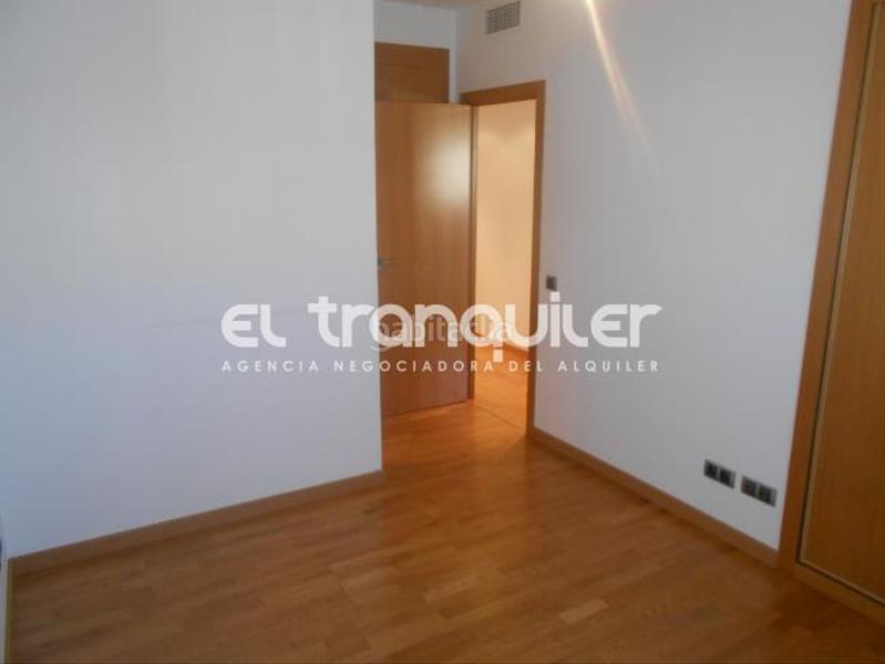 Foto 8092edd9-a325-4029-b238-d12baefa01f8. Rent flat with parking pool in Sur - PAU 4 Móstoles