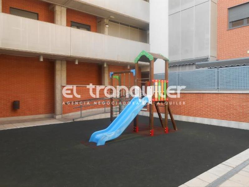 Foto ad5ea201-92fa-44b5-bdf4-0c0551fca299. Rent flat with parking pool in Sur - PAU 4 Móstoles