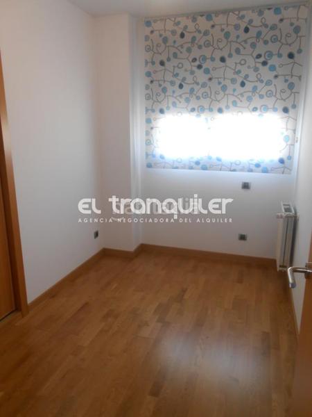 Foto b4893d4d-3ac2-44e0-a591-9138789ff36f. Rent flat with parking pool in Sur - PAU 4 Móstoles