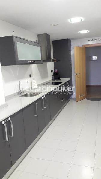 Foto f1f8355b-ac9a-44ab-bc8e-2cc51c551302. Rent flat with parking pool in Sur - PAU 4 Móstoles
