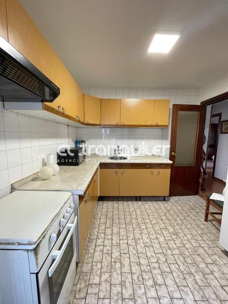 Foto f761bf5b-a796-41e4-ba3d-9e26945062da. Rent flat in Reyes Católicos Alcalá de Henares